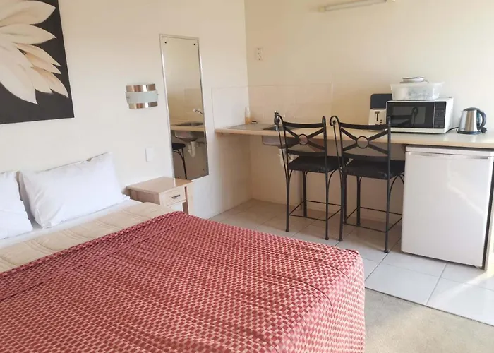 Nambour Lodge Motel